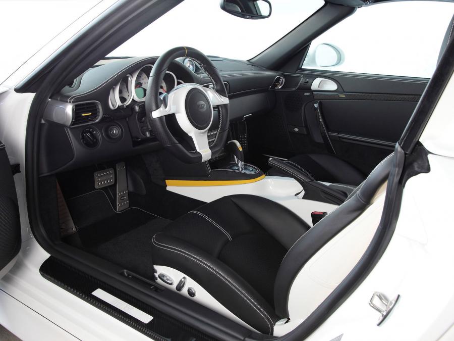  Porsche 911 Turbo Cabriolet by TechART 2010 года  (фото 20 из 26)